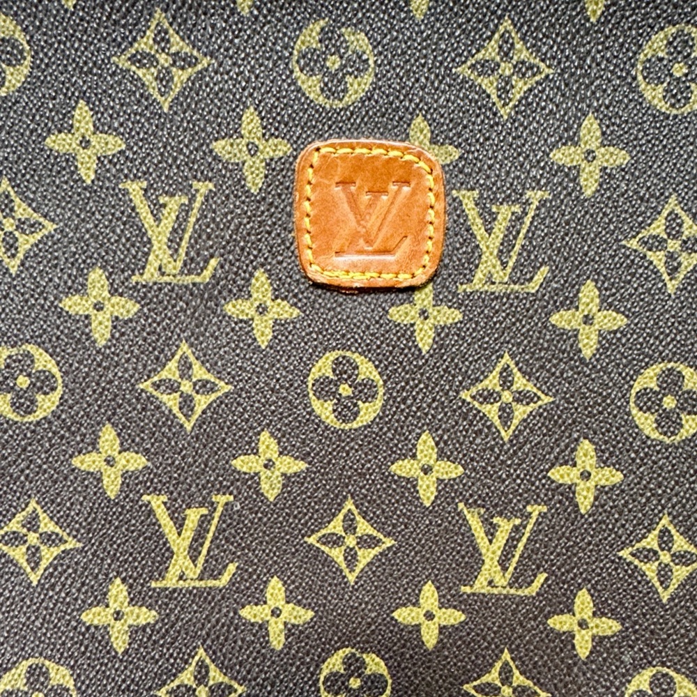 Louis Vuitton Brown Monogram Toiletry wristlet - Picture 4 of 11